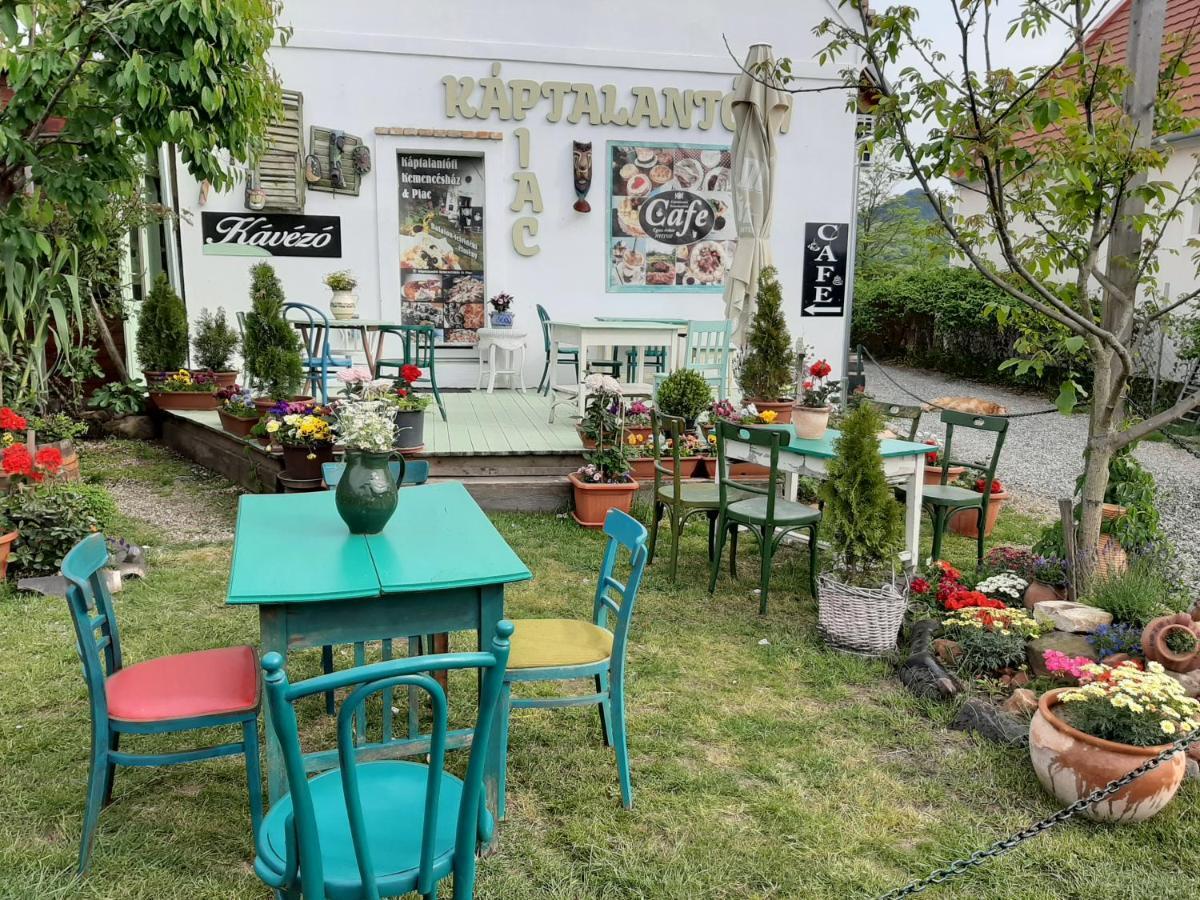 Kaptalantoti Piac Vendeghaz酒店 外观 照片
